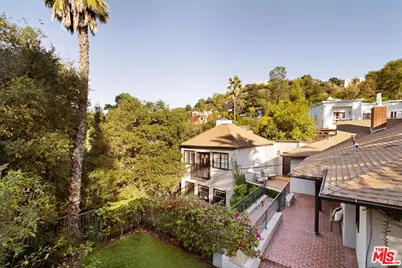 2770 La Castana Dr, Los Angeles, CA 90046 - Photo 1