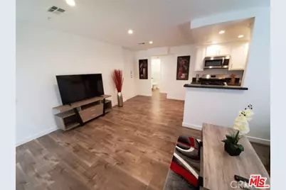 601 N Normandie Ave, Los Angeles, CA 90004 - Photo 1