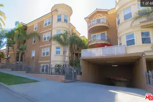 917 S New Hampshire Ave, Los Angeles, CA 90006 - Photo 1