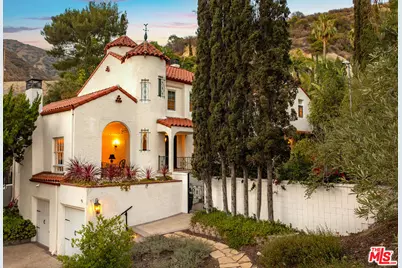 1258 E Elmwood Ave, Burbank, CA 91501 - Photo 1