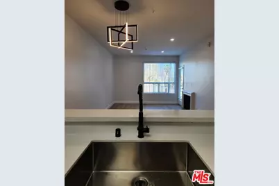 14515 Dickens St #206, Sherman Oaks, CA 91403 - Photo 1