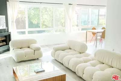 10823 Camarillo St, North Hollywood, CA 91602 - Photo 1