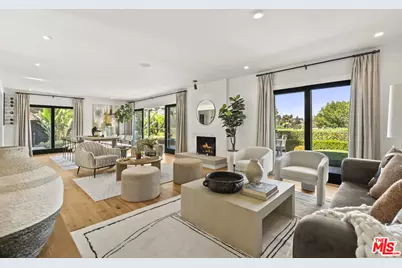 2206 Sunset Crest Dr, Los Angeles, CA 90046 - Photo 1