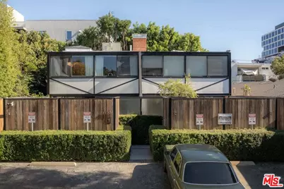 1570 La Baig Ave #A, Los Angeles, CA 90028 - Photo 1