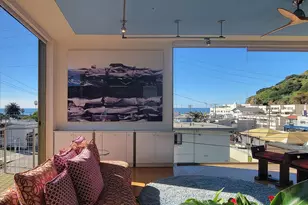 201 Entrada Dr, Santa Monica, CA 90402 - Photo 1