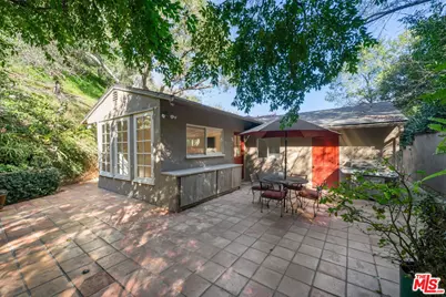 3621 Longview Valley Rd, Sherman Oaks, CA 91423 - Photo 1