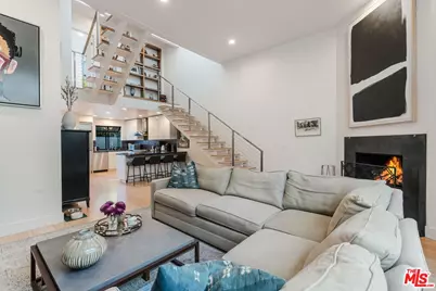 940 14th St #E, Santa Monica, CA 90403 - Photo 1