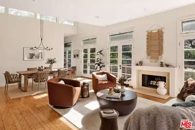 2640 N Commonwealth Ave, Los Angeles, CA 90027 - Photo 1
