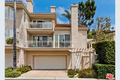 638 Palisades Dr, Pacific Palisades, CA 90272 - Photo 1