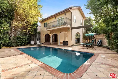 12109 Maxwellton Rd, Studio City, CA 91604 - Photo 1