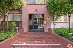 5400 Newcastle Ave, Encino, CA 91316 - Photo 1