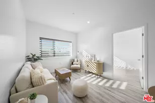 1229 S Kingsley Dr, Los Angeles, CA 90006 - Photo 1