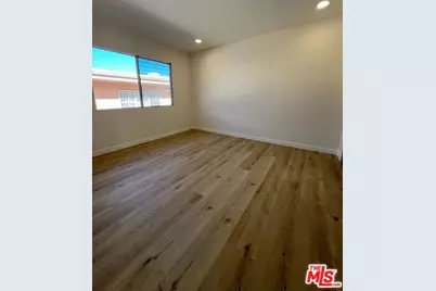 432 S Sherbourne Dr #4, Los Angeles, CA 90048 - Photo 1