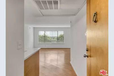 2121 Beloit Ave #107, Los Angeles, CA 90025 - Photo 1