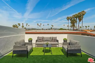 1409 N Hobart Blvd #104, Los Angeles, CA 90027 - Photo 1