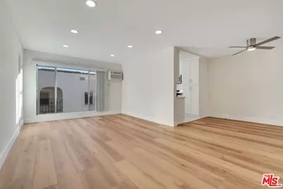 220 S Gale Dr #8, Beverly Hills, CA 90211 - Photo 1
