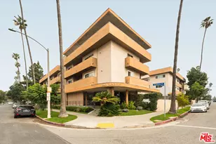 358 S Gramercy Pl, Los Angeles, CA 90020 - Photo 1