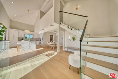 1904 Gates Ave, Redondo Beach, CA 90278 - Photo 1