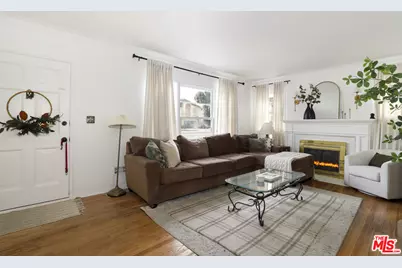 1745 S Bundy Dr, Los Angeles, CA 90025 - Photo 1