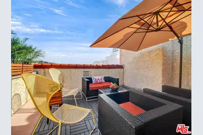 1900 Vine St #306, Los Angeles, CA 90068 - Photo 1