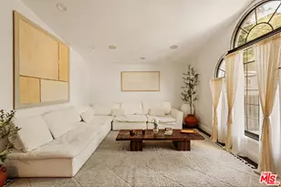 1110 N Beverly Glen Blvd, Los Angeles, CA 90077 - Photo 1