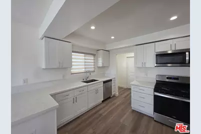 11506 Truro Ave #A, Hawthorne, CA 90250 - Photo 1