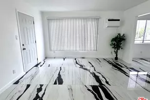 1630 W 104th St, Los Angeles, CA 90044 - Photo 1