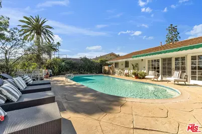 16560 Park Lane Cir, Los Angeles, CA 90049 - Photo 1