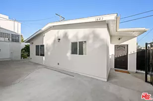 1642 S Crest Dr, Los Angeles, CA 90035 - Photo 1