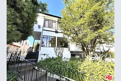 925 S Holt Ave #2, Los Angeles, CA 90035 - Photo 1