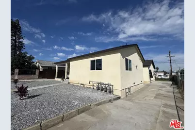 1215 W 104th St, Los Angeles, CA 90044 - Photo 1