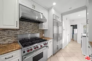 208 S Rodeo Dr, Beverly Hills, CA 90212 - Photo 1