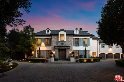 10323 Woodbridge St, Toluca Lake, CA 91602 - Photo 1