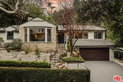 3042 N Beachwood Dr, Los Angeles, CA 90068 - Photo 1