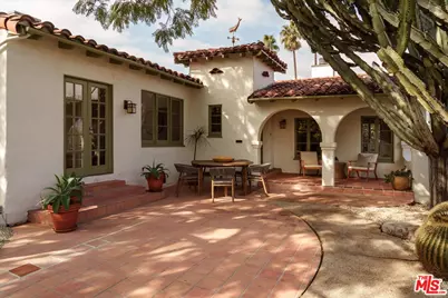 2439 Ronda Vista Dr, Los Angeles, CA 90027 - Photo 1