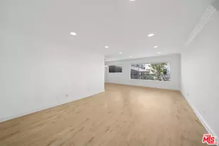 133 N Swall Dr, Beverly Hills, CA 90211 - Photo 1