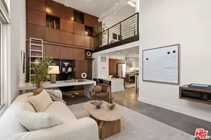 1037 N Laurel Ave, West Hollywood, CA 90046 - Photo 1