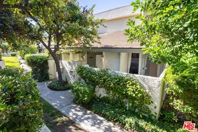 11848 Moorpark St #A, Studio City, CA 91604 - Photo 1