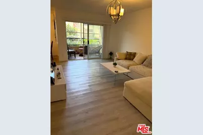 18307 Burbank Blvd #83, Tarzana, CA 91356 - Photo 1