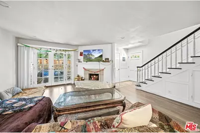 328 W 7th St, Claremont, CA 91711 - Photo 1