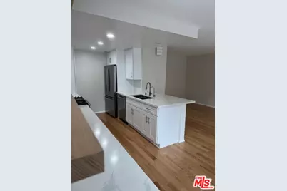 13322 Maxella Ave #2, Marina del Rey, CA 90292 - Photo 1