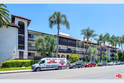5334 Lindley Ave #109, Encino, CA 91316 - Photo 1