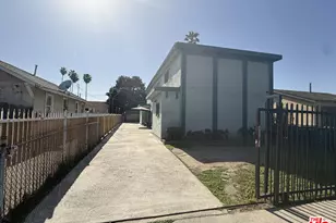 218 E 76th Pl, Los Angeles, CA 90003 - Photo 1