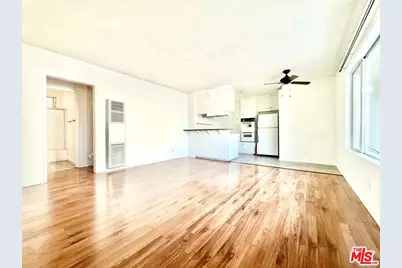 127 Loma Vista St #4, El Segundo, CA 90245 - Photo 1