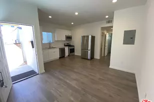 1112 Meadowbrook, Los Angeles, CA 90019 - Photo 1