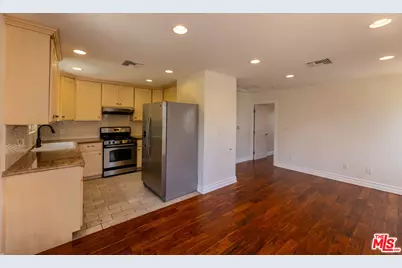 12833 Delano St, North Hollywood, CA 91606 - Photo 1