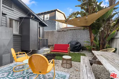 2009 Dell Ave, Venice, CA 90291 - Photo 1