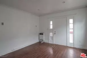 1056 W 42nd Pl, Los Angeles, CA 90037 - Photo 1