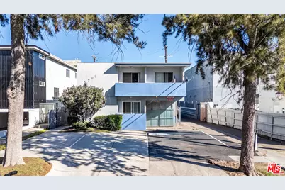 3766 S Canfield Ave, Los Angeles, CA 90034 - Photo 1