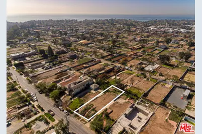 1035 Chautauqua Blvd, Pacific Palisades, CA 90272 - Photo 1